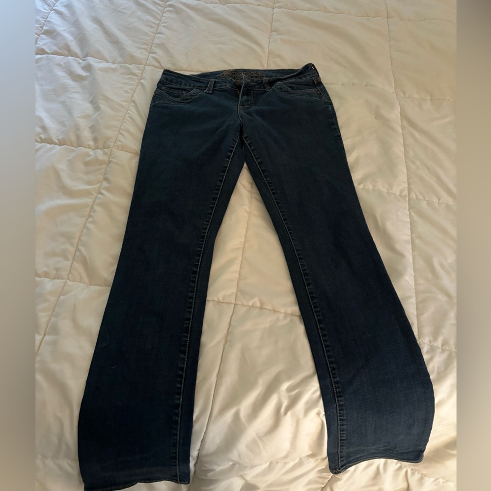 Delia’s Straight Leg Jeans